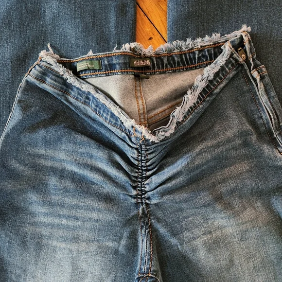 Flared Stretch Denim Jeans - Picture 3 of 4